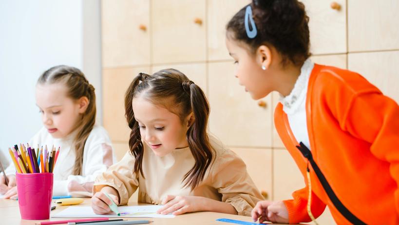 Das Recht auf Ganztag stellt Schulen weiter vor Herausforderungen.  - Bild: pexels/ Anastasiea Shuraeva